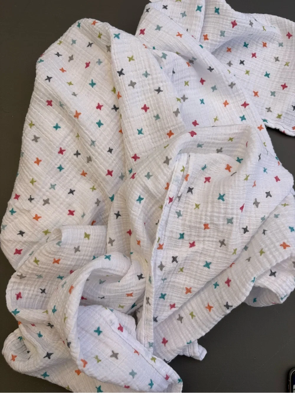 Pehr Muslin Swaddle Blanket - Multi Star Print (White)